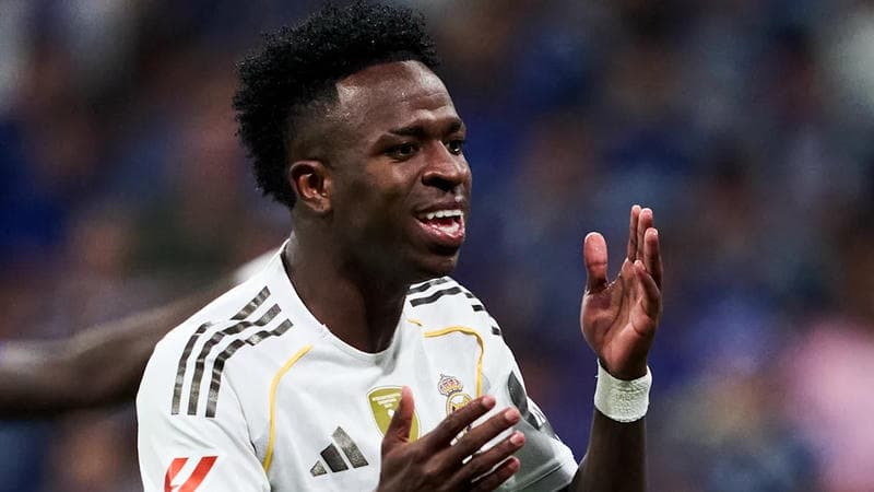 Lời mời từ Saudi: Sức hút tiền bạc và những cám dỗ 